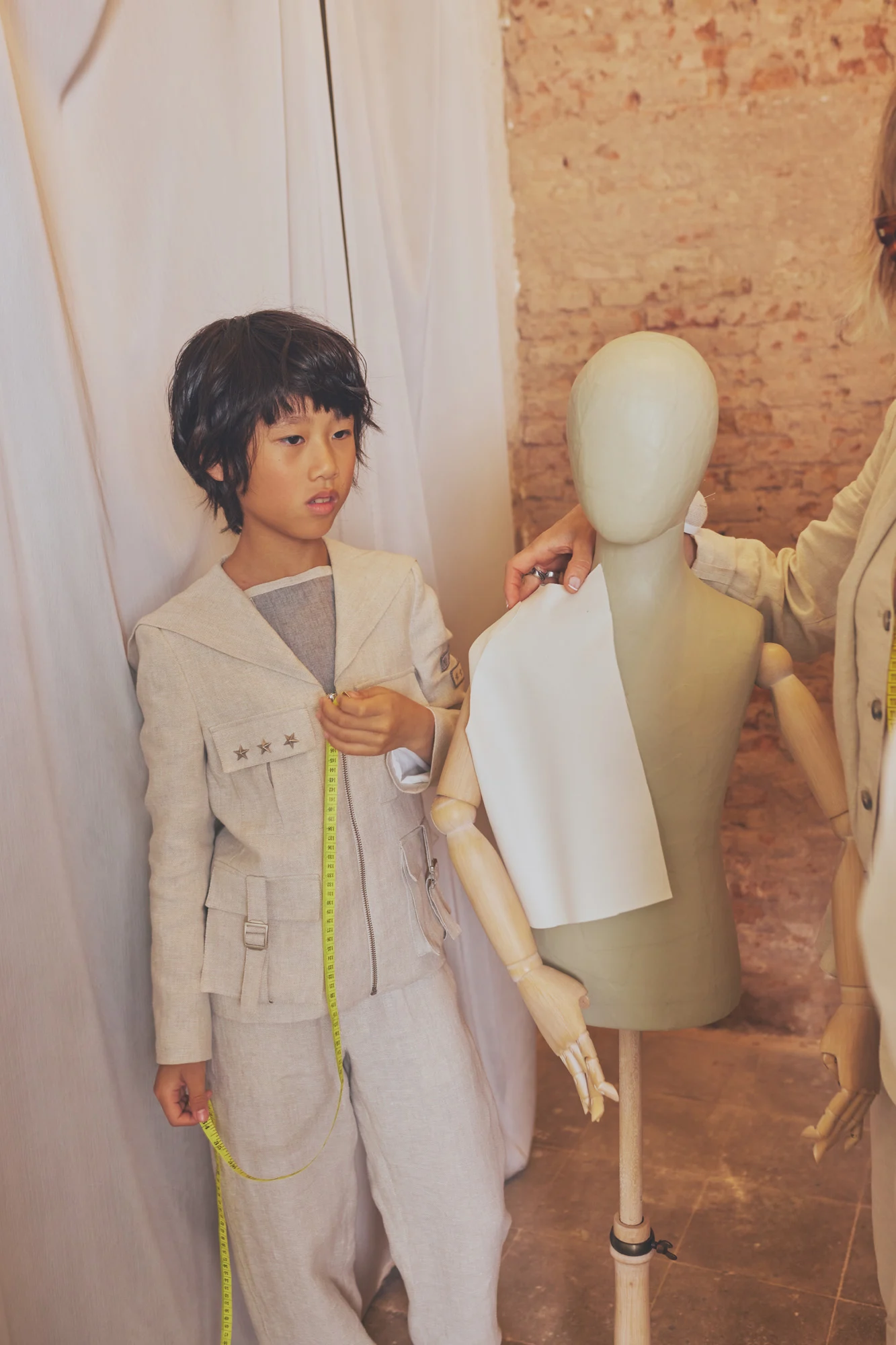 Saharan Lester Costume